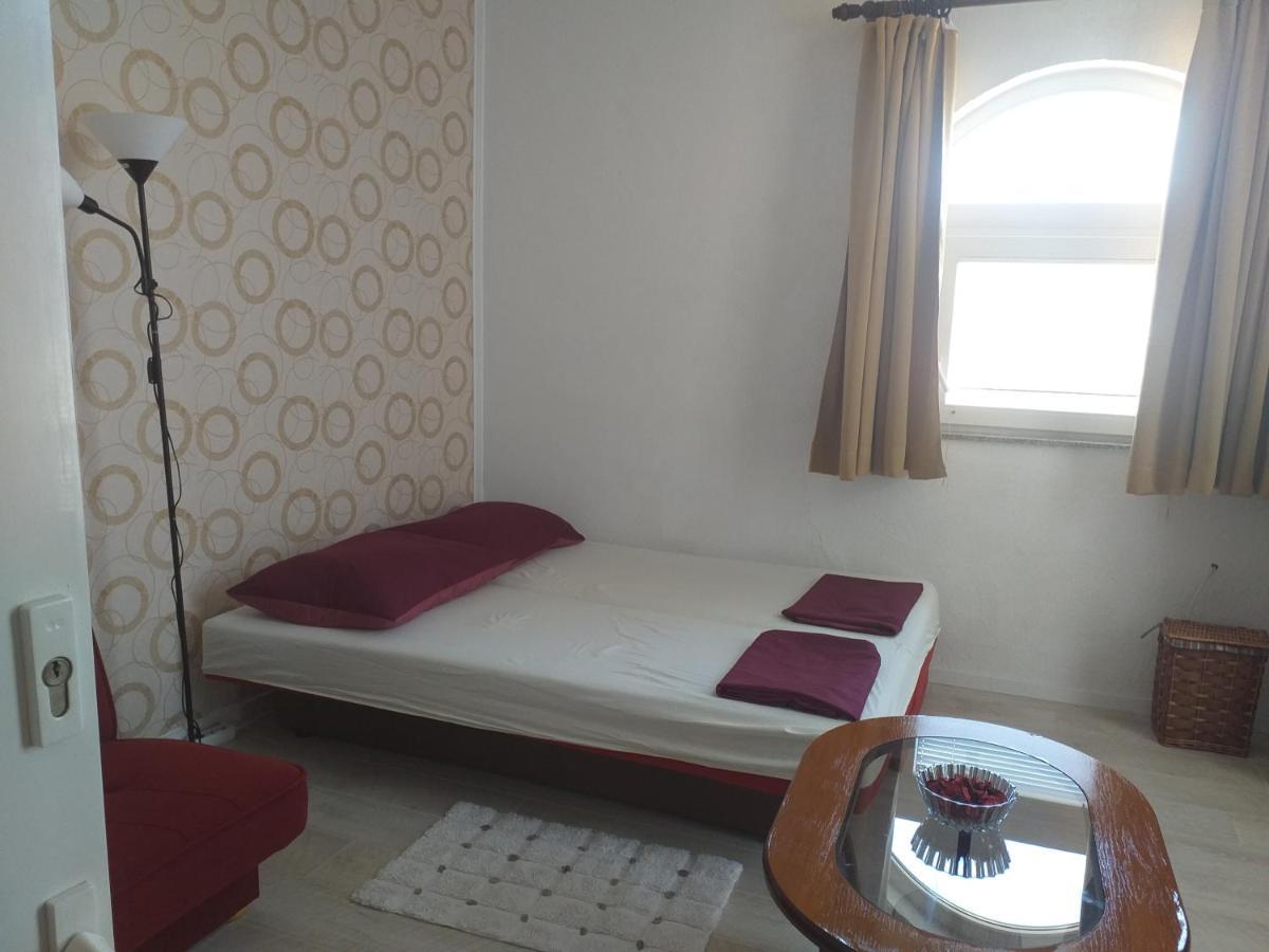 Apartmani Marijanovic Vir Exterior photo